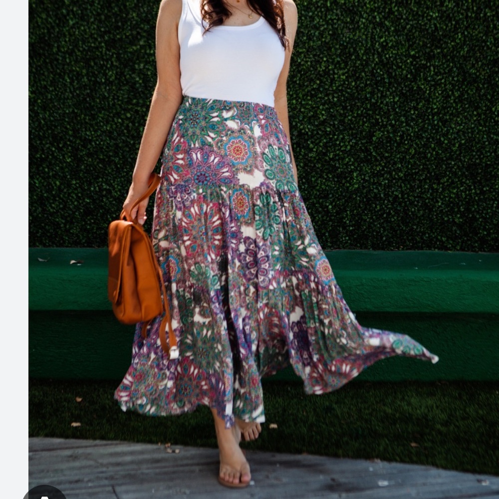 Scoop women’s printed tiered maxi skirt